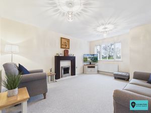 Living Room- click for photo gallery